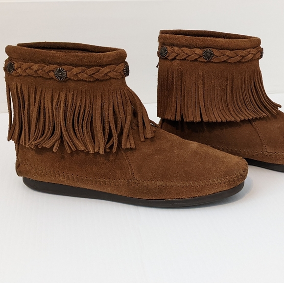 Minnetonka boots size 8 - Picture 1 of 9